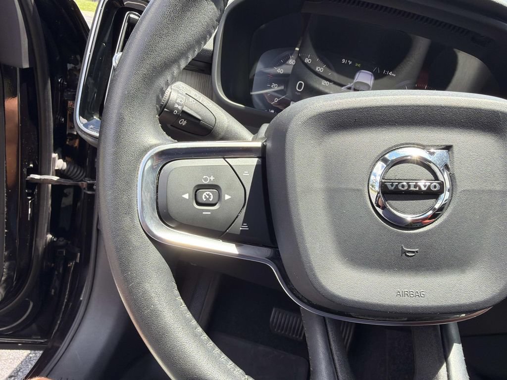 Used 2019 Volvo XC40 T5 Inscription AWD/4WD image 24