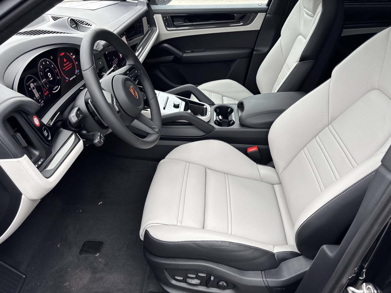 New 2026 Porsche Cayenne GTS AWD/4WD image 20
