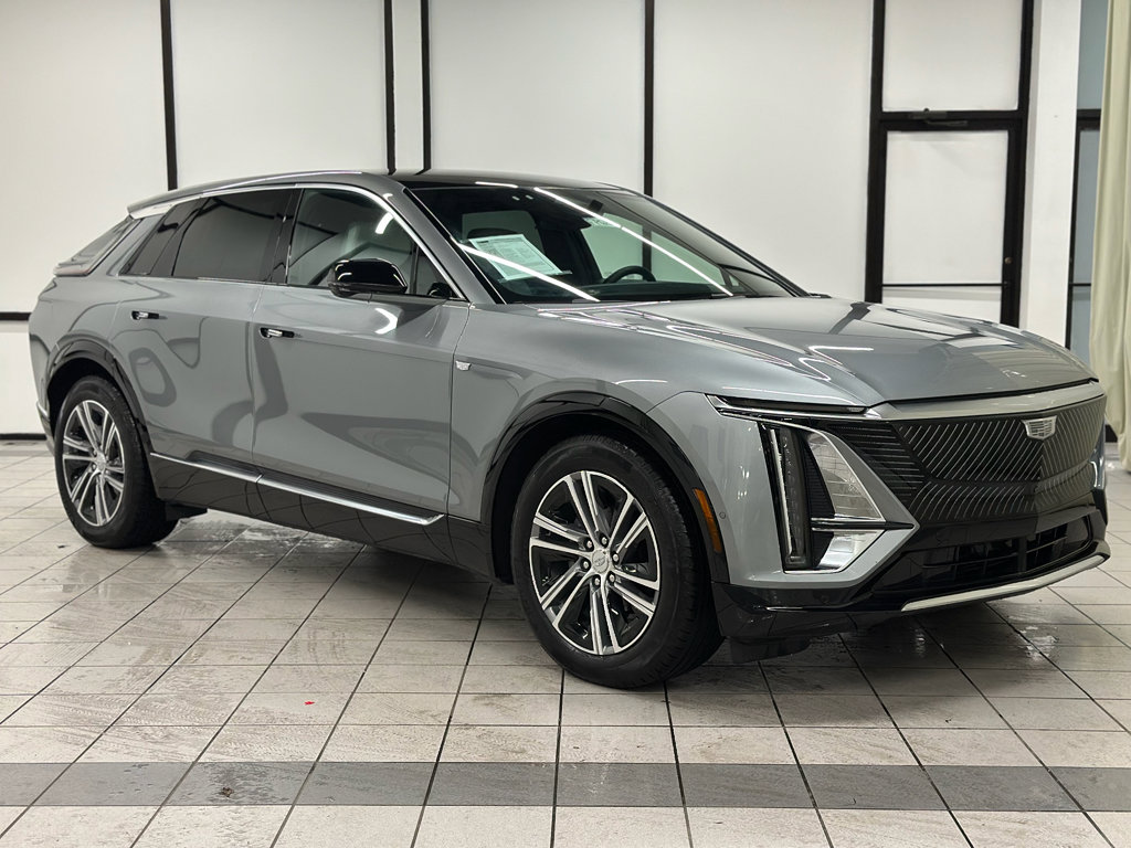 Used 2024 Cadillac Lyriq Luxury w/ LPO, Floor Liner Package image 1
