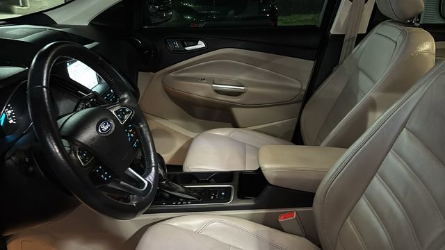 Used 2018 Ford Escape SEL image 24