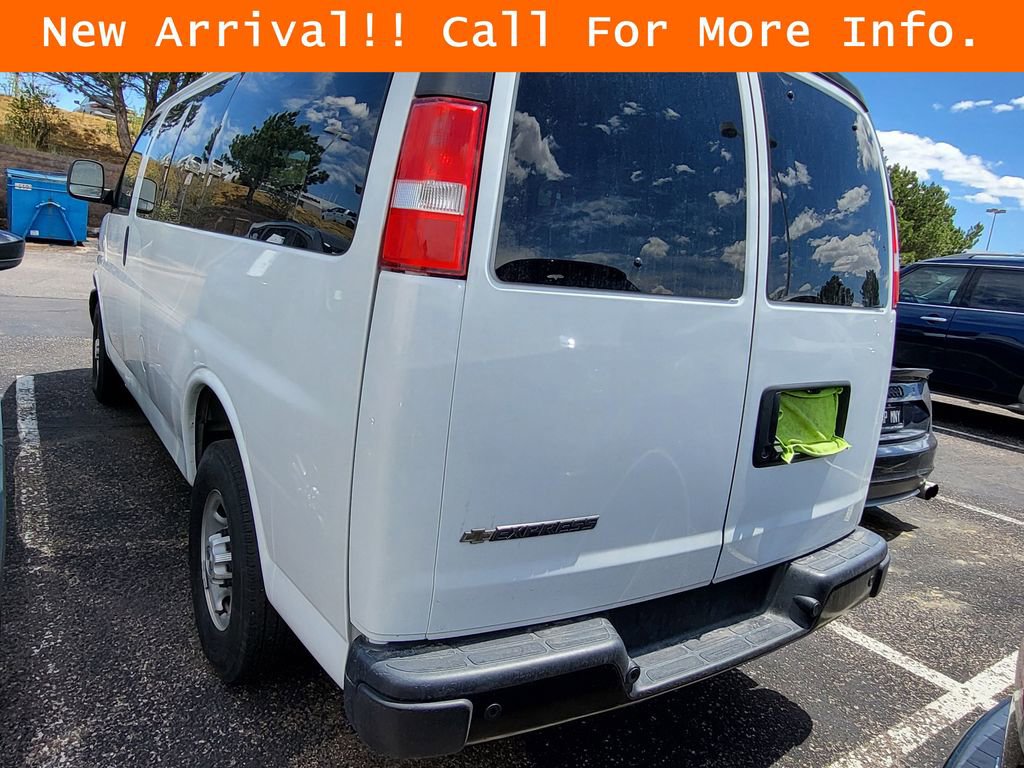Used 2023 Chevrolet Express 3500 LS RWD image 5