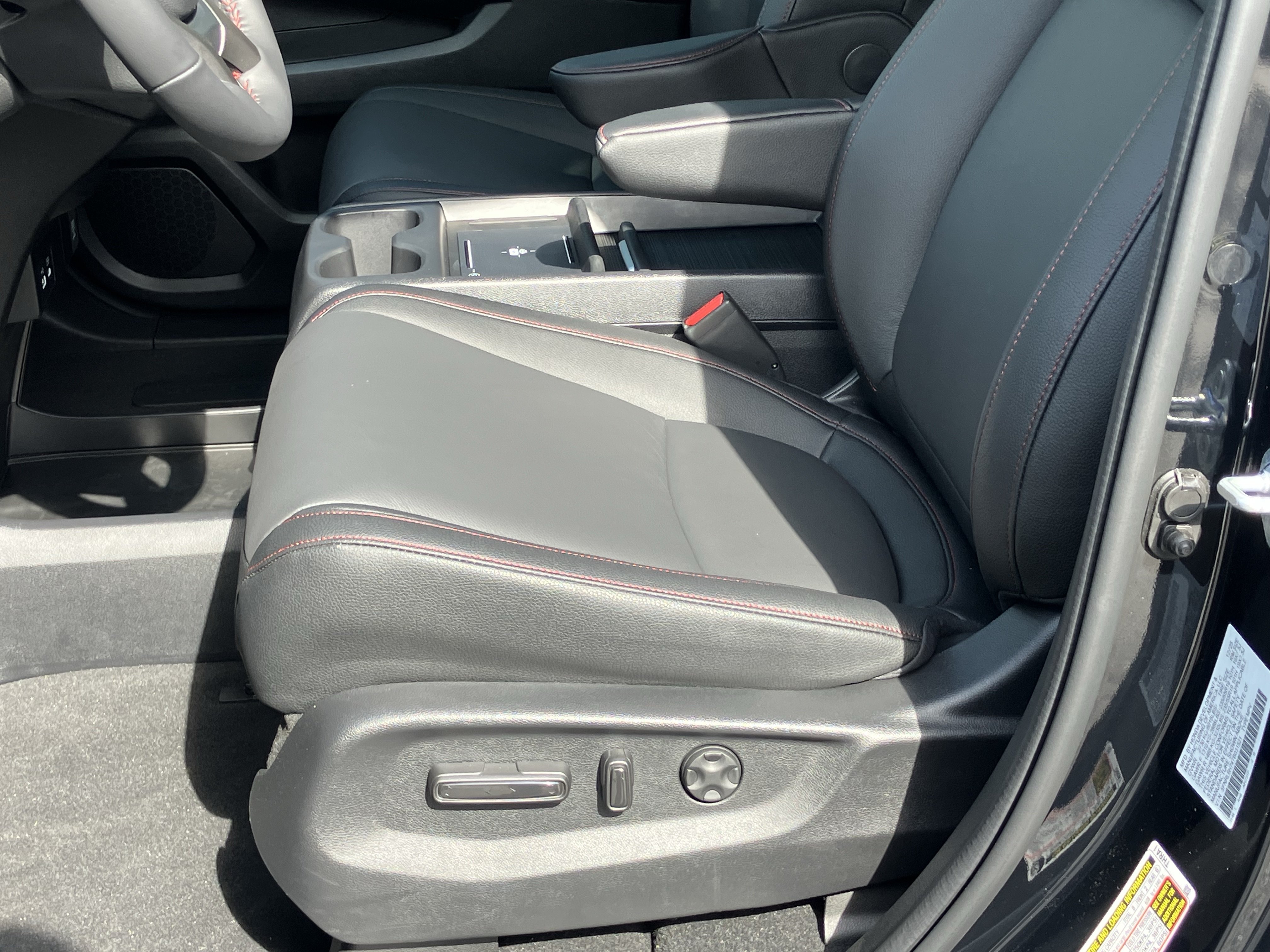 Certified 2026 Honda Odyssey Sport-L image 17