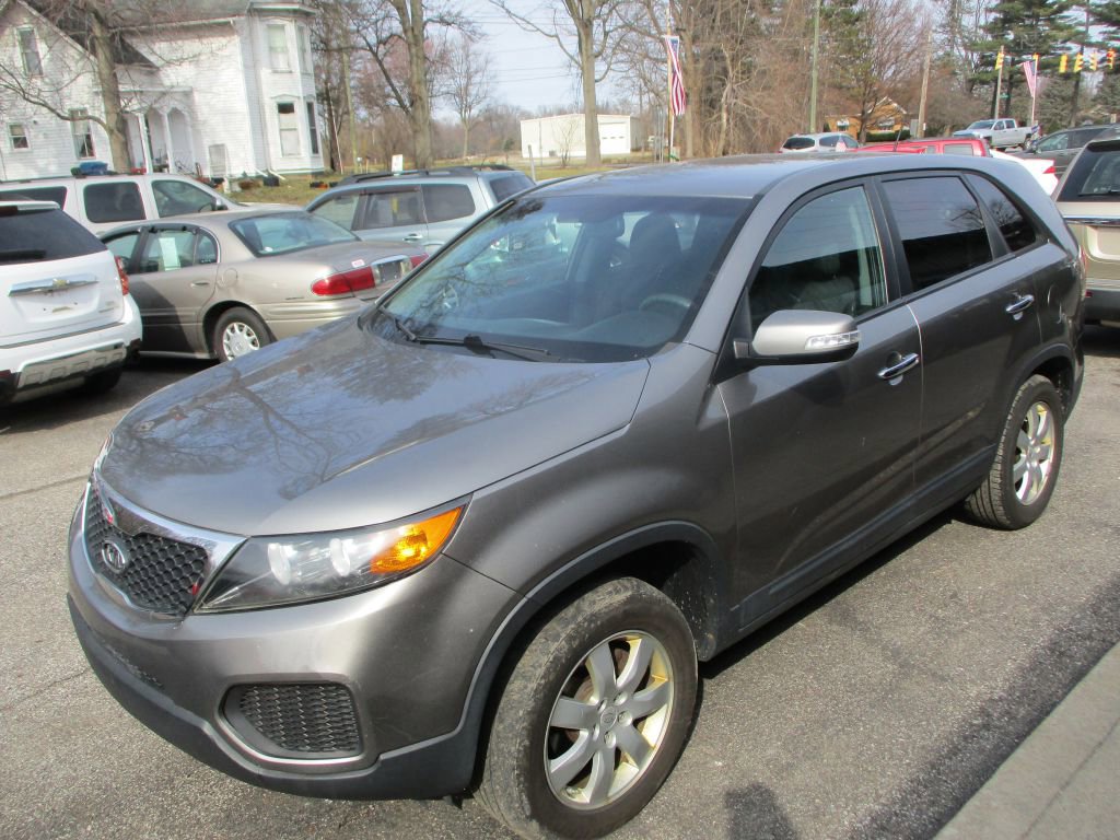 Used 2011 Kia Sorento 2WD image 1