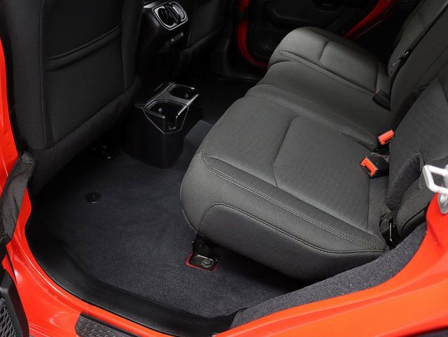 Used 2018 Jeep Wrangler Unlimited Sport S image 26