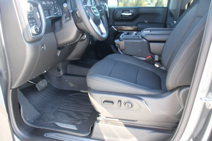 Used 2021 GMC Sierra 1500 Elevation w/ X31 Off-Road Package AWD/4WD image 13