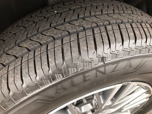 Certified 2026 Chevrolet Traverse LT AWD/4WD image 23