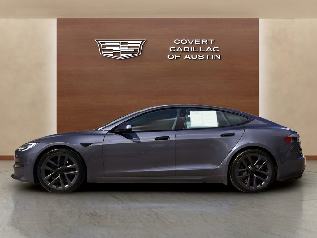 Used 2022 Tesla Model S Plaid image 2