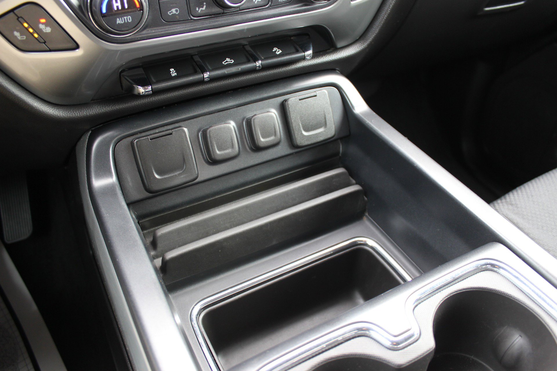 Used 2016 Chevrolet Silverado 2500 LT w/ All Star Edition image 25