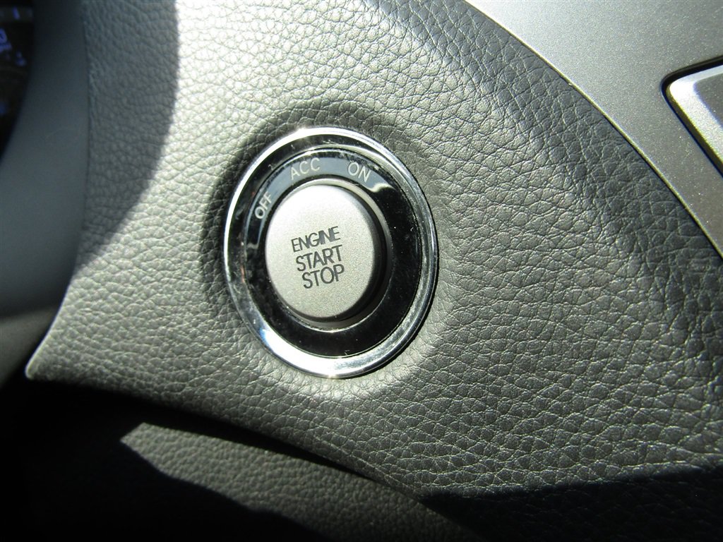 Used 2014 Hyundai Azera Limited FWD image 20