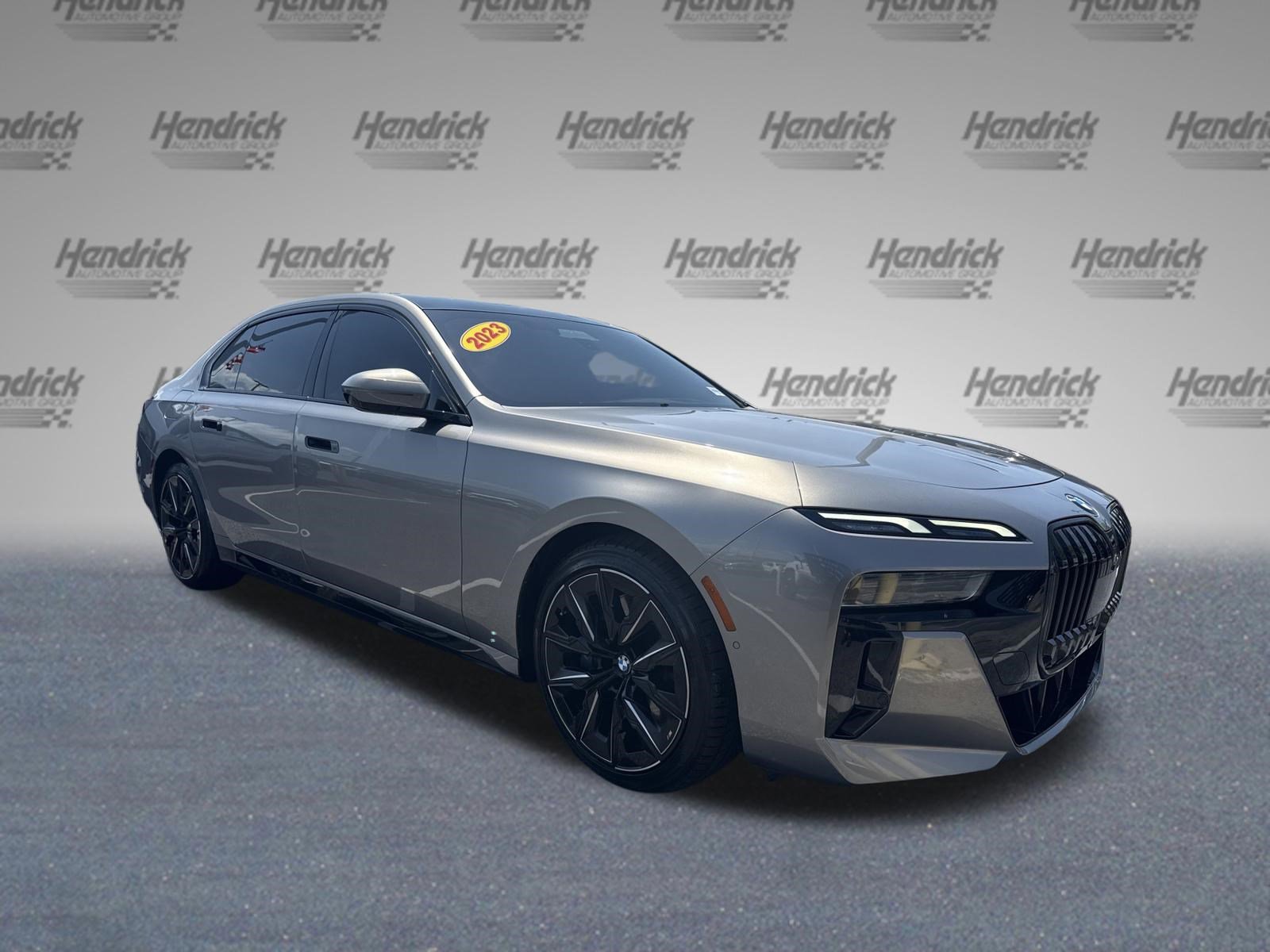 Used 2023 BMW 740i RWD image 2