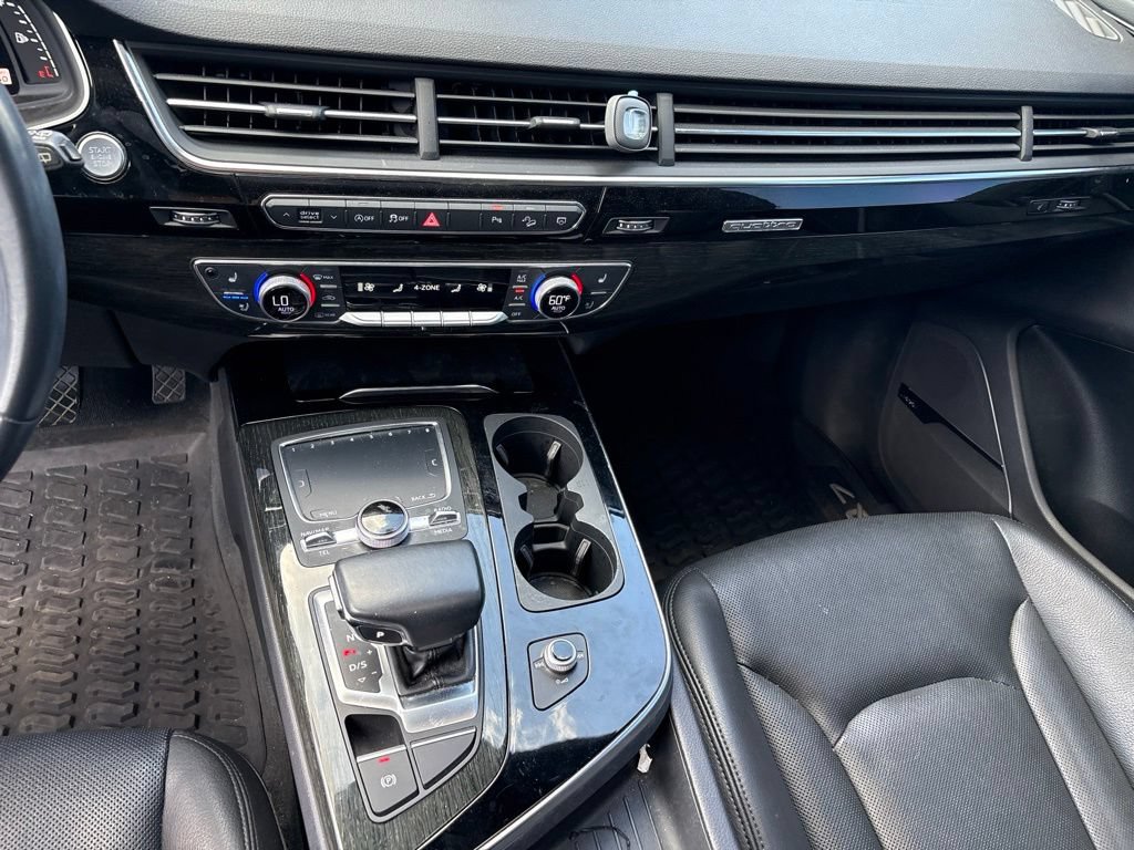 Used 2018 Audi Q7 3.0T Premium Plus w/ Premium Plus Package AWD/4WD image 17