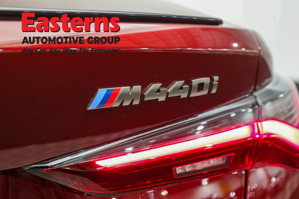 Used 2023 BMW M440i Coupe w/ Premium Package RWD image 21