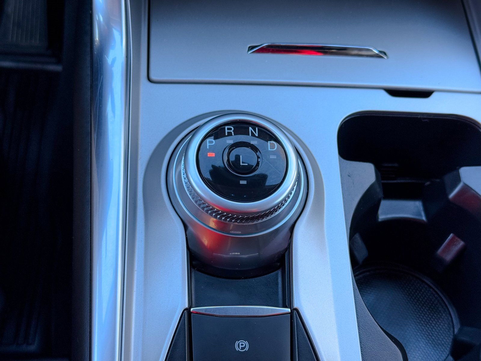 Certified 2022 Ford Explorer XLT w/ Equipment Group 202A image 32