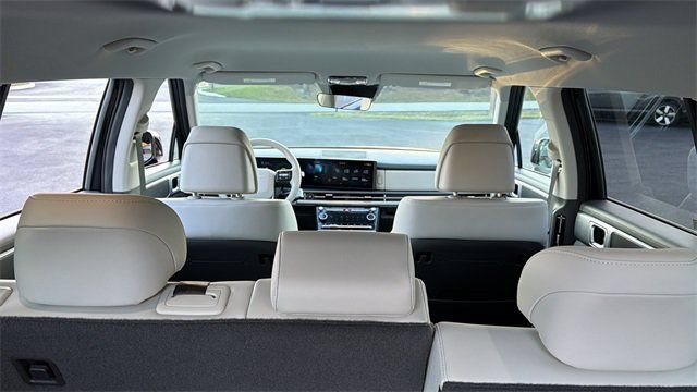 Certified 2025 Hyundai Santa Fe SEL AWD/4WD image 33