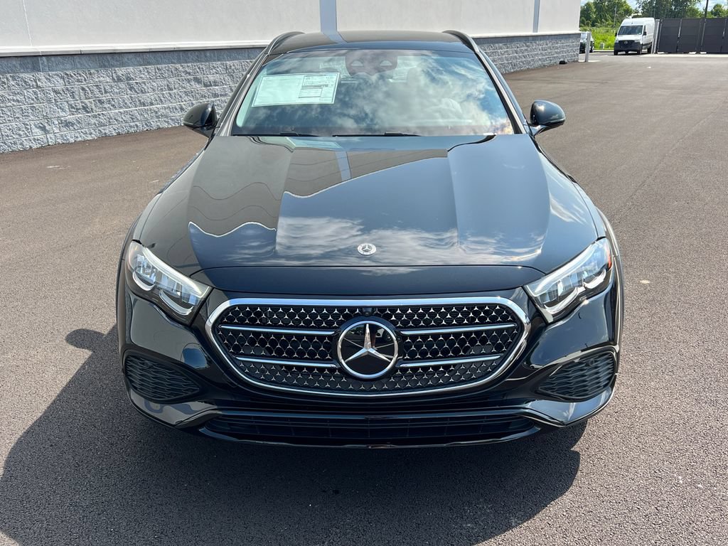 New 2026 Mercedes-Benz E 450 4MATIC All-Terrain Wagon image 3