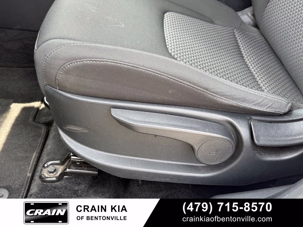 Certified 2024 Kia Sportage LX FWD image 11