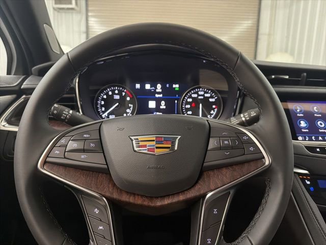 Used 2019 Cadillac XT5 Premium Luxury w/ Driver Assist Package image 29