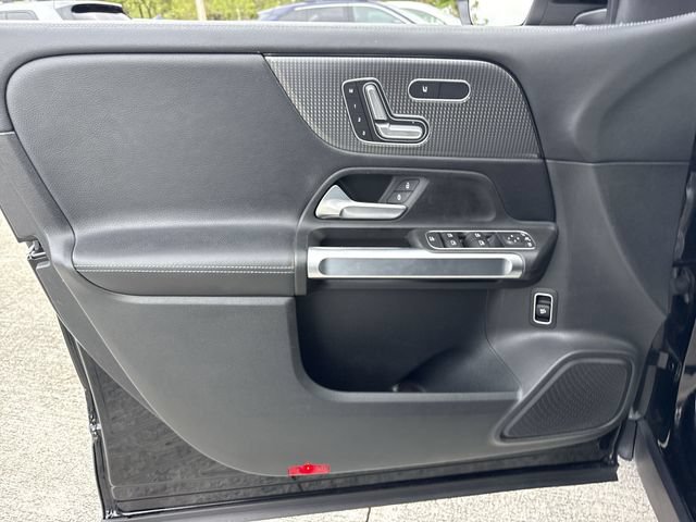 Used 2021 Mercedes-Benz GLB 250 image 13