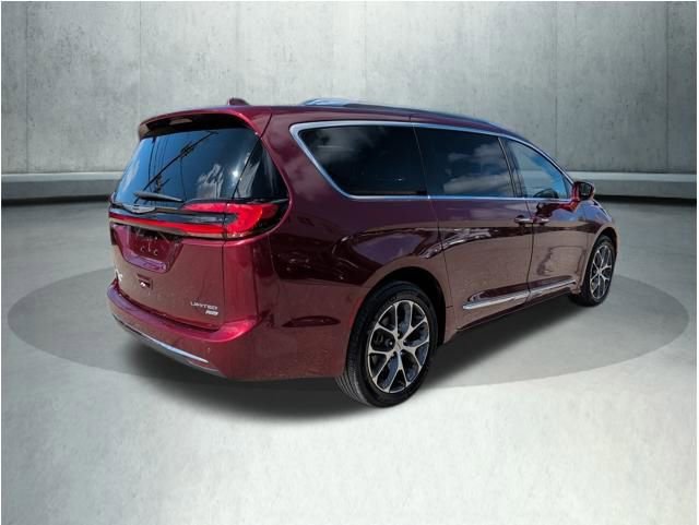 Used 2021 Chrysler Pacifica Limited w/ Premium & Safety Sphere Group image 6