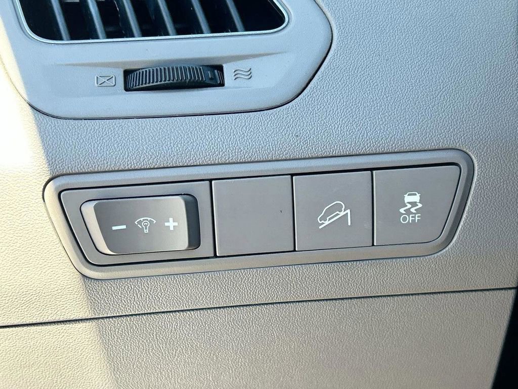 Used 2015 Hyundai Tucson Limited w/ Option Group 03 image 31