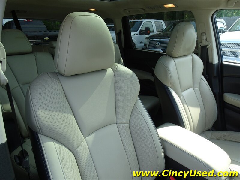 Used 2019 Subaru Ascent Limited AWD/4WD image 18