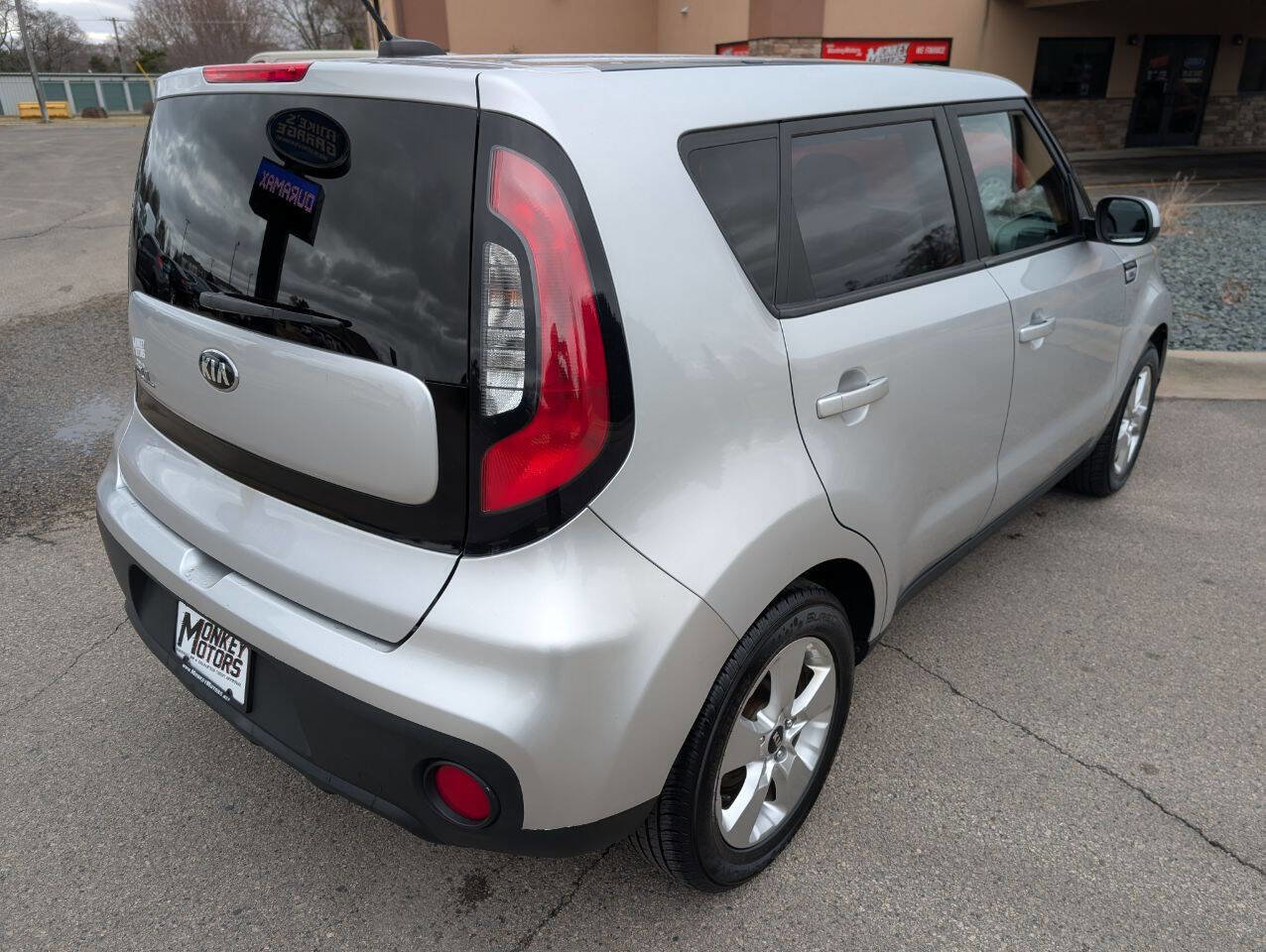 Used 2017 Kia Soul image 9
