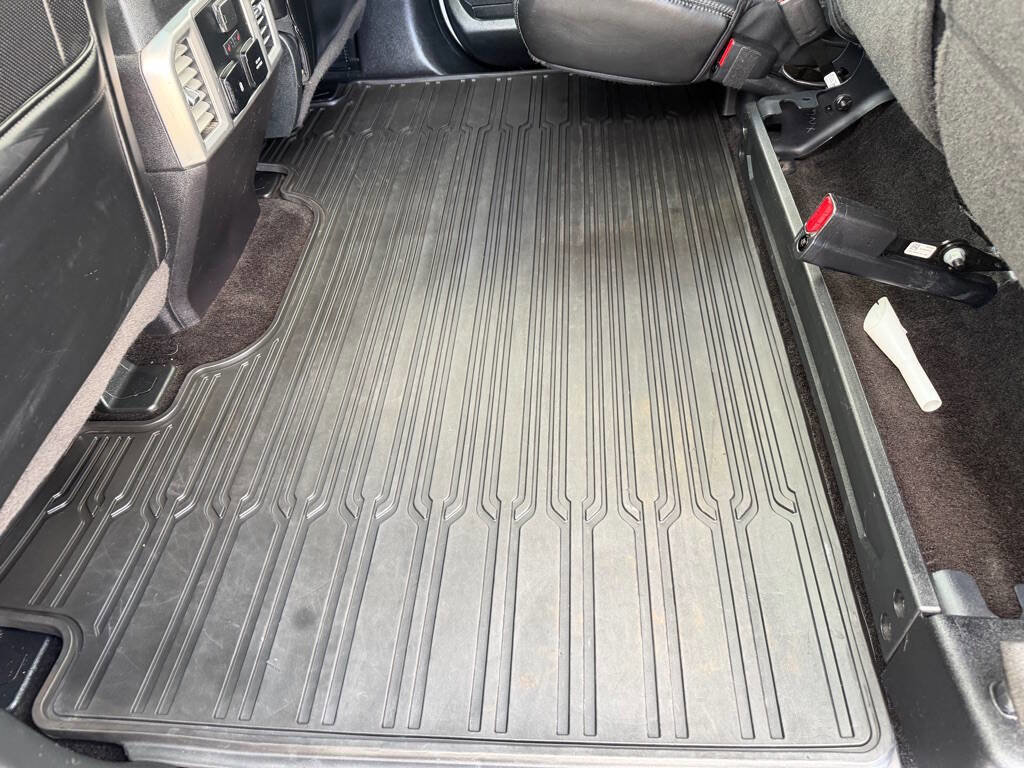 Used 2017 Ford F150 Platinum w/ Equipment Group 701A Luxury AWD/4WD image 46