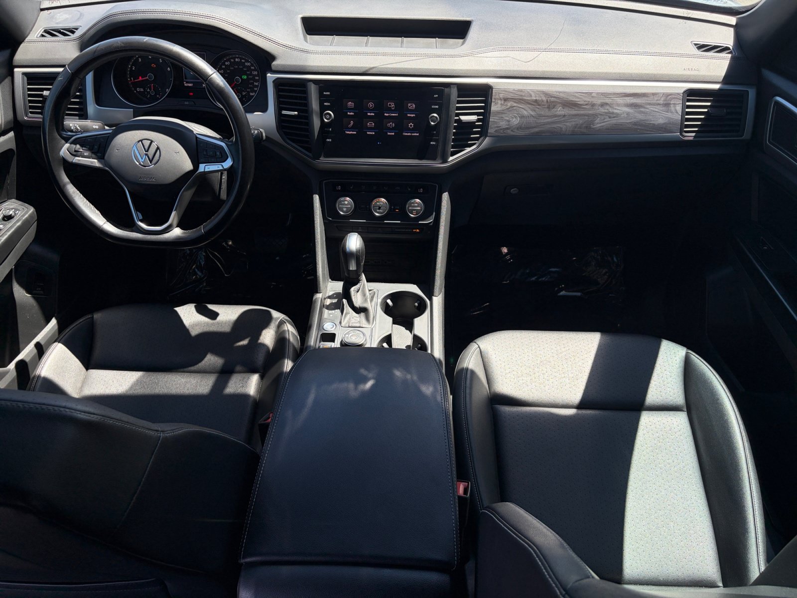 Used 2020 Volkswagen Atlas Cross Sport SE AWD/4WD image 29