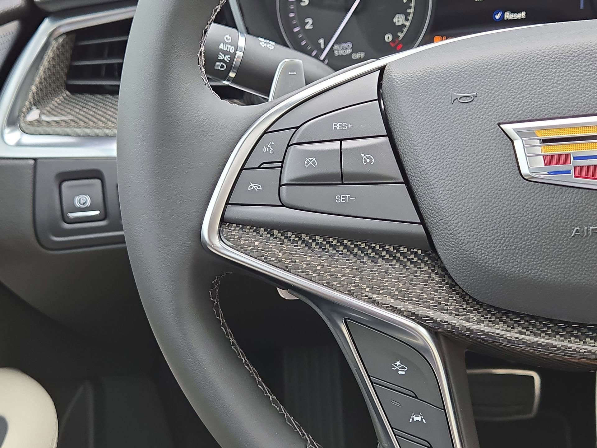 New 2025 Cadillac XT5 Sportv w/ Technology Package AWD/4WD image 21