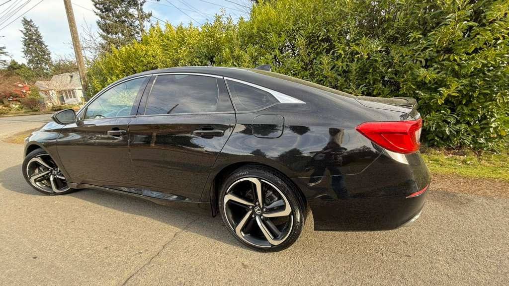 Used 2020 Honda Accord Sport image 3