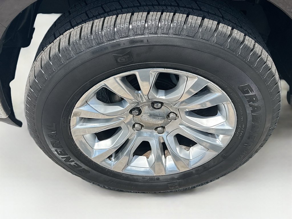 Used 2017 RAM 1500 Laramie Longhorn RWD image 33