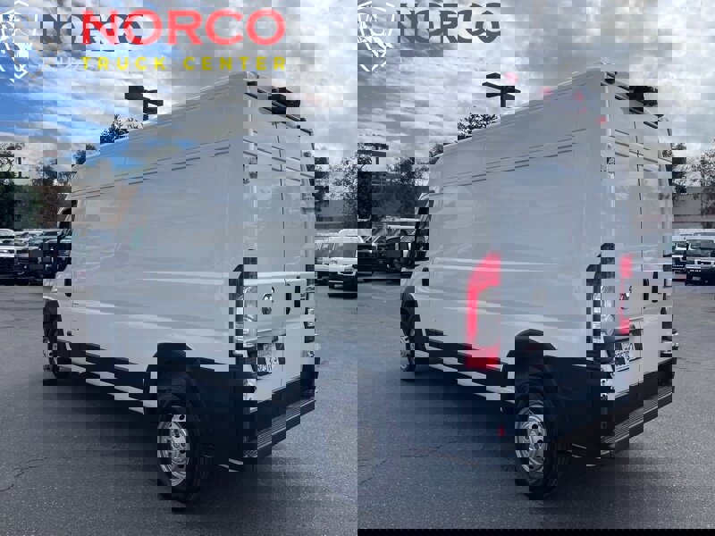 Used 2023 RAM ProMaster 2500 image 7