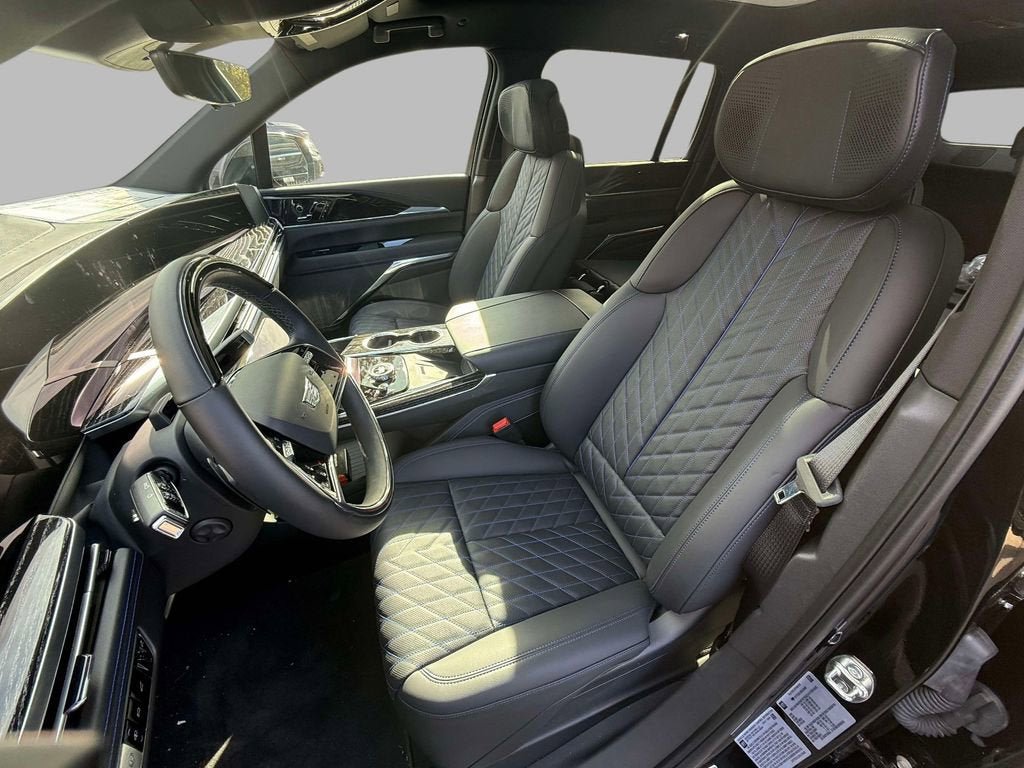 New 2025 Cadillac Escalade IQ Luxury 1 AWD/4WD image 2