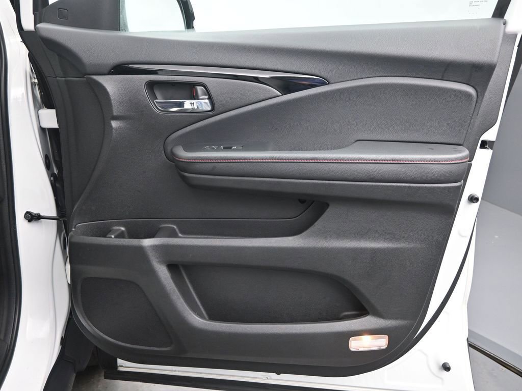 Used 2021 Honda Ridgeline Black Edition image 20