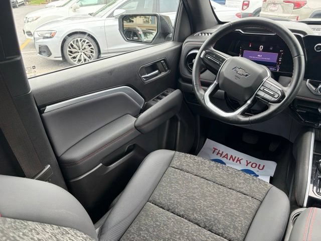 Used 2023 Chevrolet Colorado Z71 w/ Z71 Convenience Package 2 AWD/4WD image 32