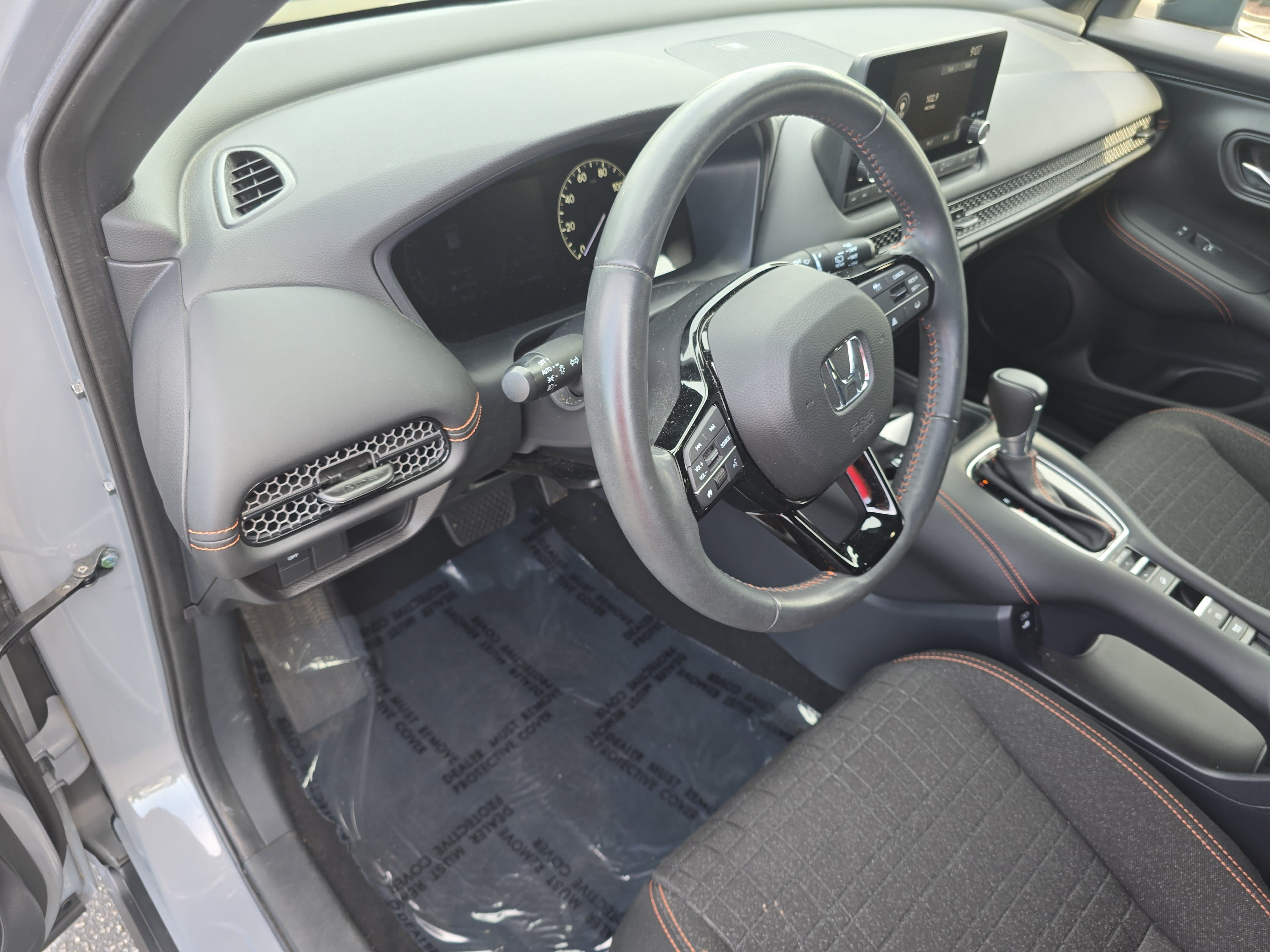 Used 2024 Honda HR-V Sport image 15