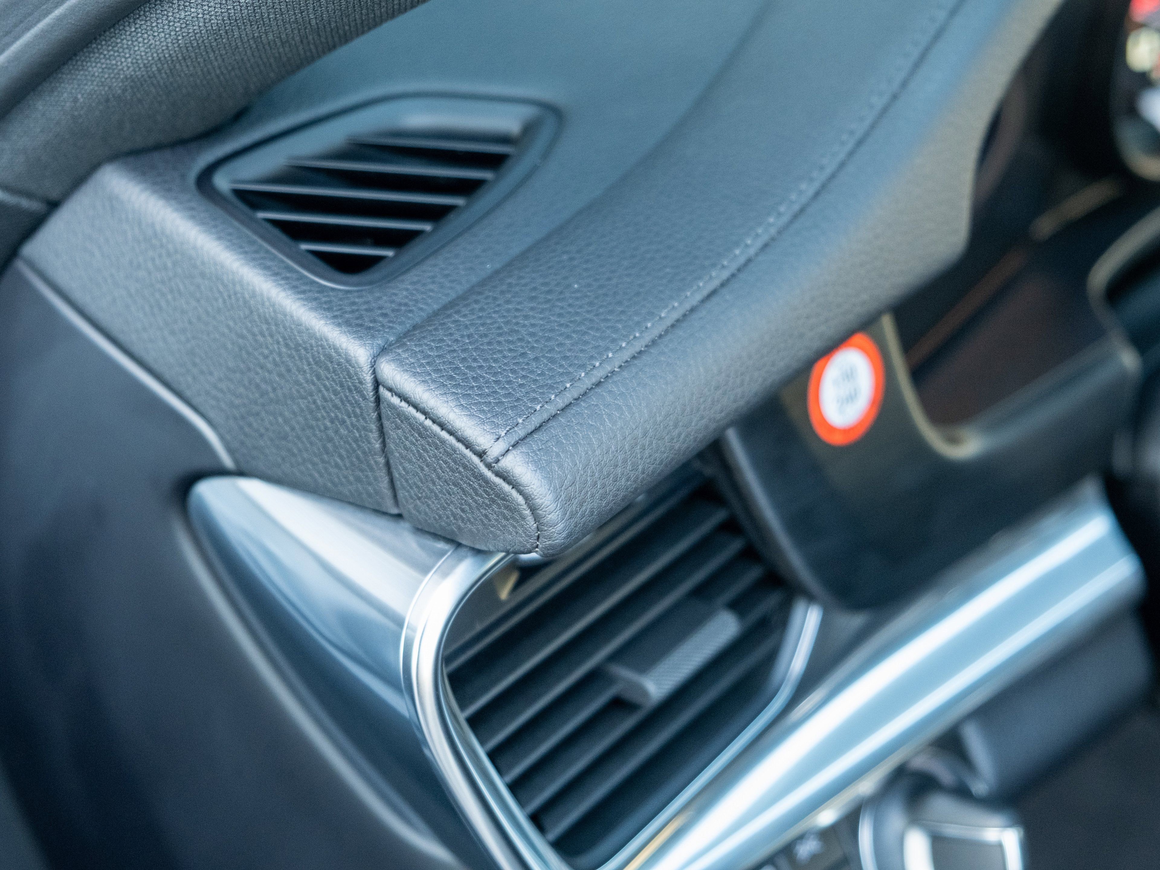 Certified 2023 Porsche Panamera 4 Platinum Edition image 18