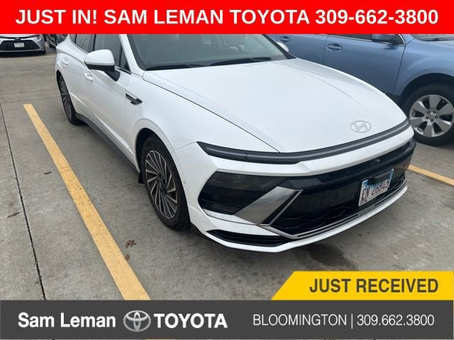 Used 2024 Hyundai Sonata Limited image 1