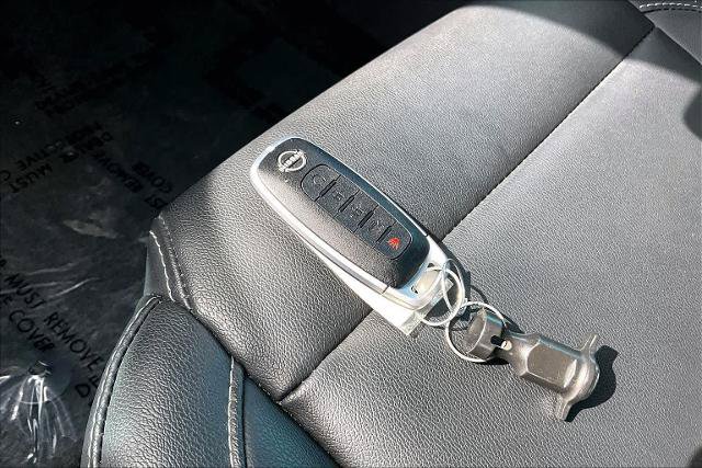 Certified 2025 Nissan Murano SL AWD/4WD image 15