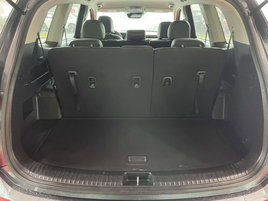 Used 2023 Kia Telluride LX image 47