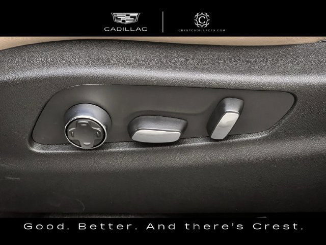 Used 2024 Cadillac XT4 Premium Luxury w/ Cold Weather Package FWD image 25