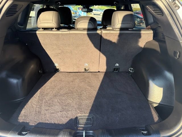 Used 2024 Jeep Compass Latitude AWD/4WD image 28
