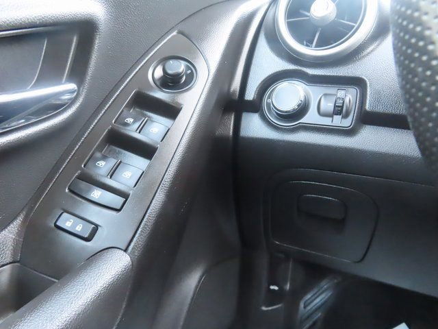 Used 2015 Chevrolet Trax LS image 29