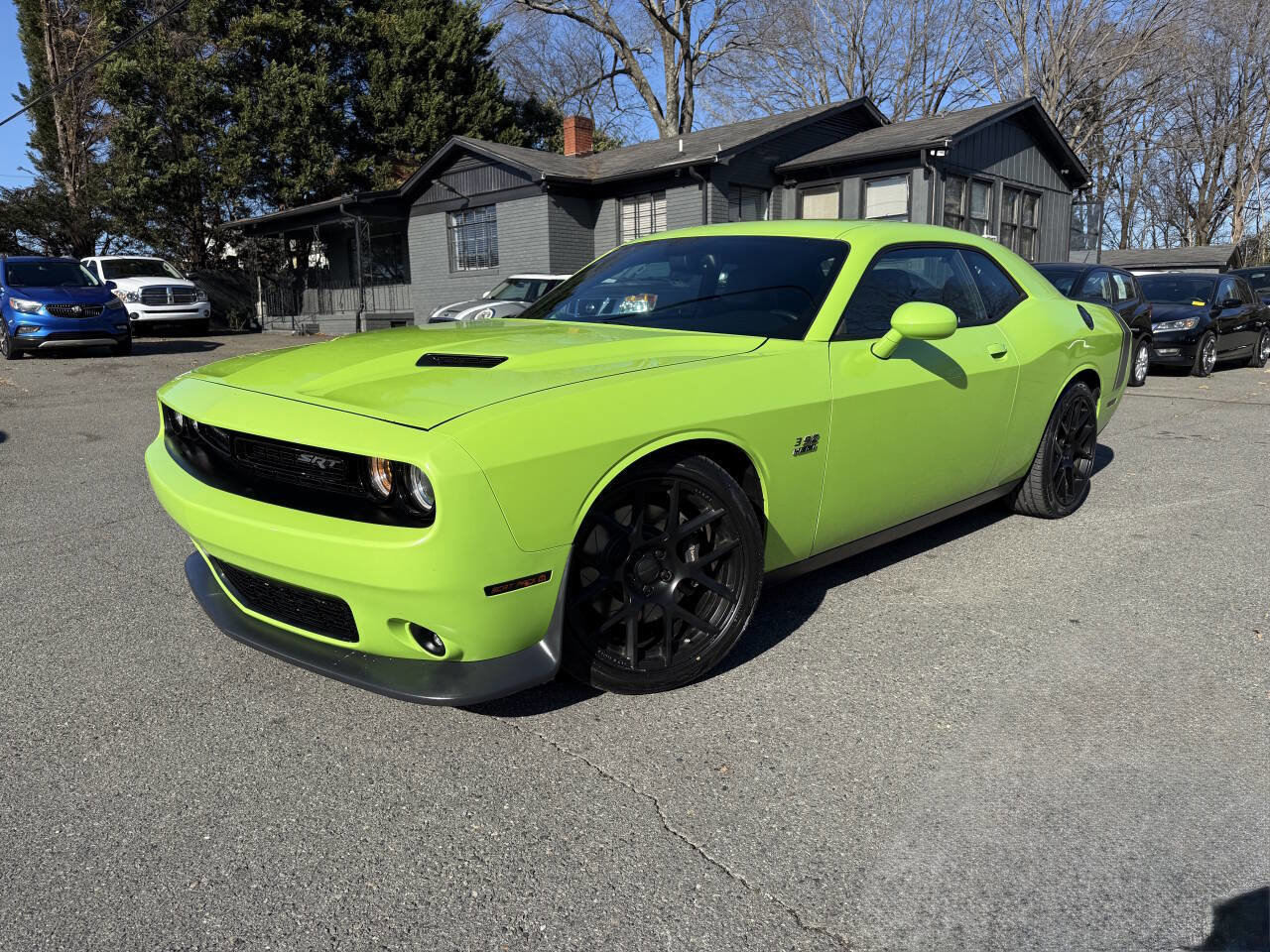 Used 2015 Dodge Challenger R/T Scat Pack w/ Scat Pack Appearance Package image 1