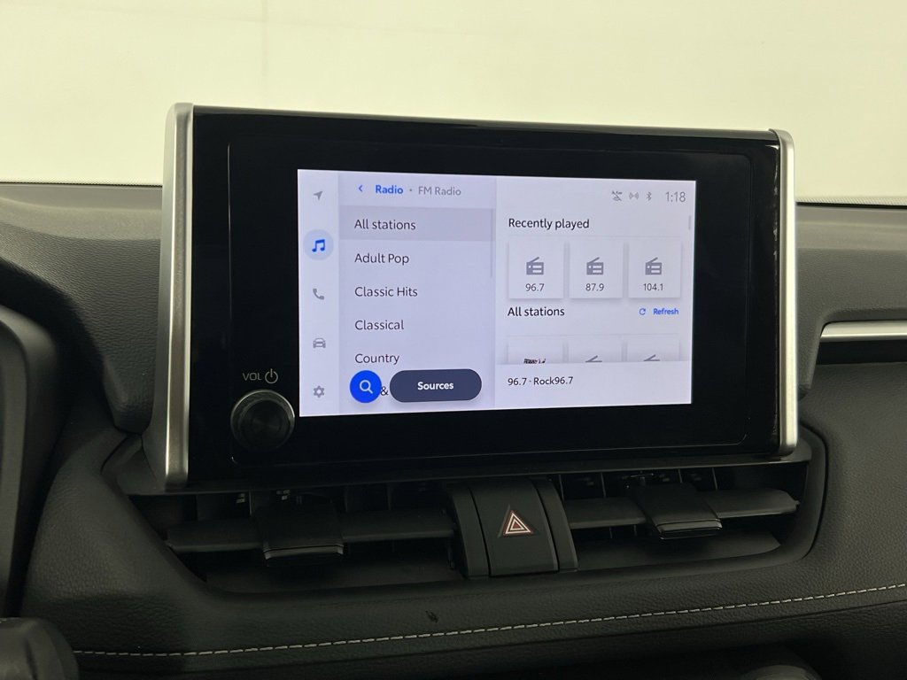 Used 2025 Toyota RAV4 LE image 20