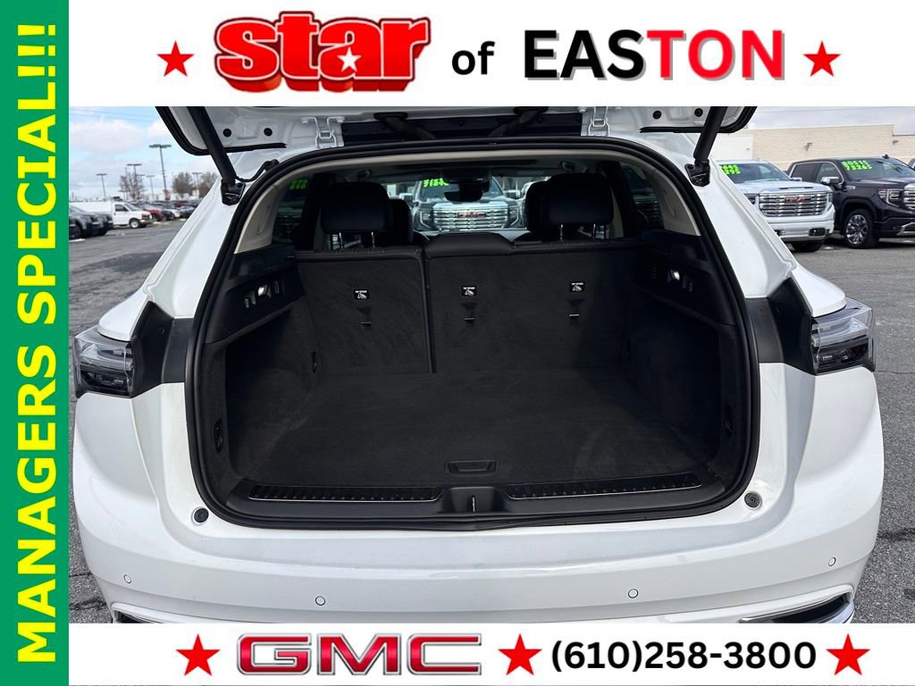 Used 2021 Buick Envision Avenir w/ Technology Package II AWD/4WD image 40