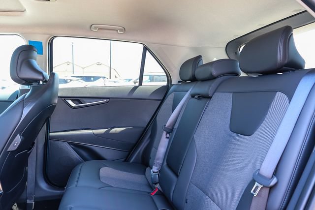 New 2026 Kia Niro EX FWD image 11