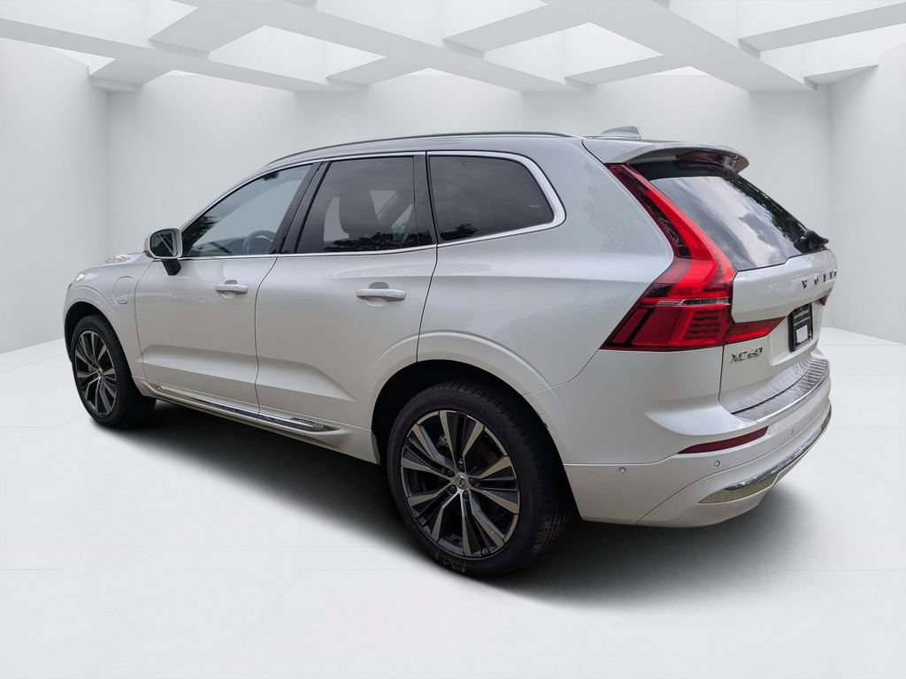 Used 2022 Volvo XC60 T8 Inscription Expression AWD/4WD image 5