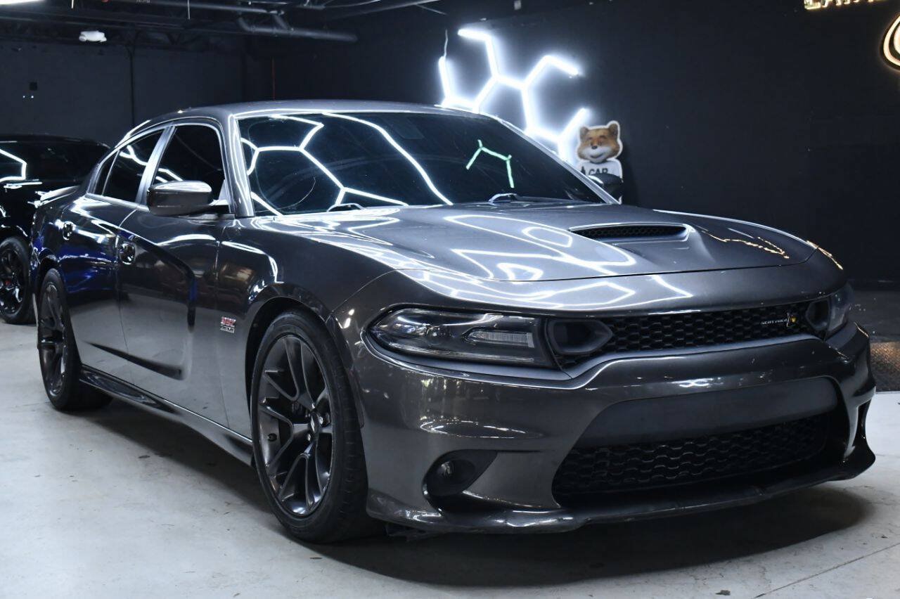 Used 2021 Dodge Charger Scat Pack w/ Navigation & Travel Group RWD image 3