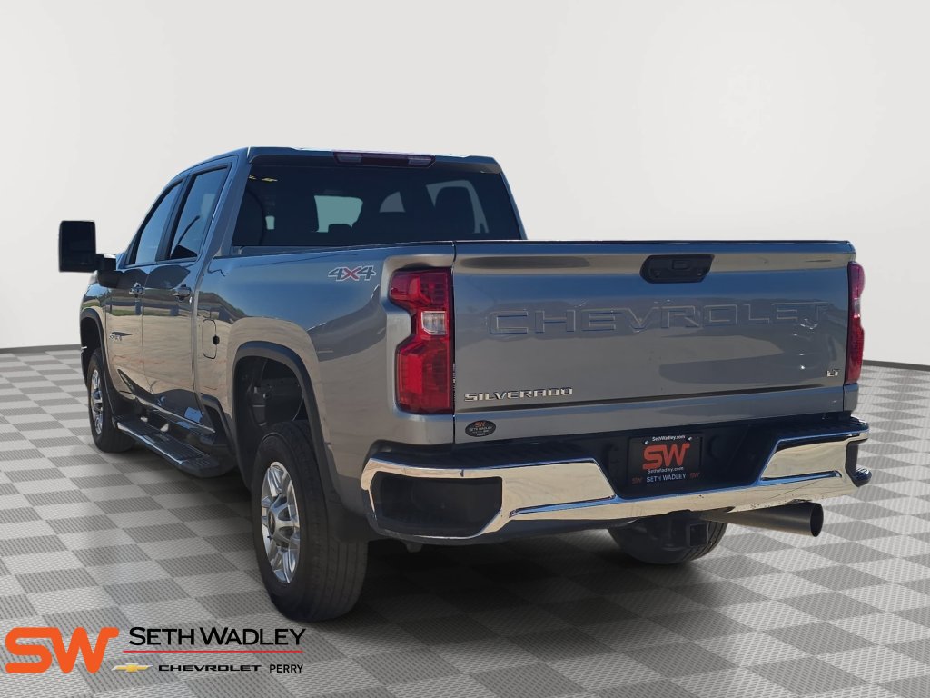 Used 2025 Chevrolet Silverado 2500 LT w/ Convenience Package AWD/4WD image 5